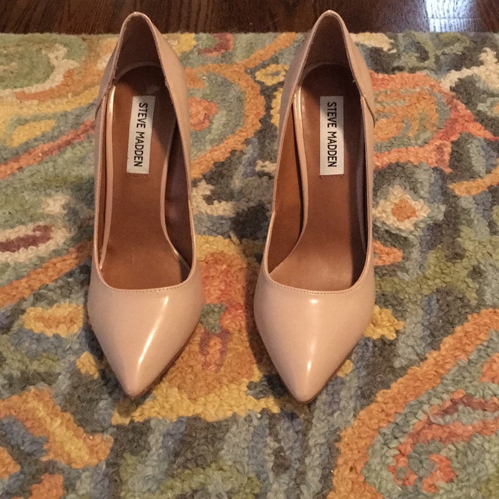 Steve Madden Nude Heels
